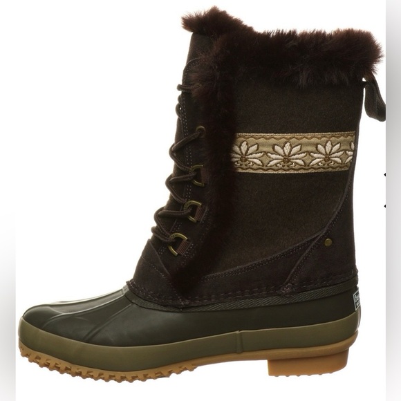 BearPaw Shoes - Women’s BearPaw Tess Chocolate Snow Boot